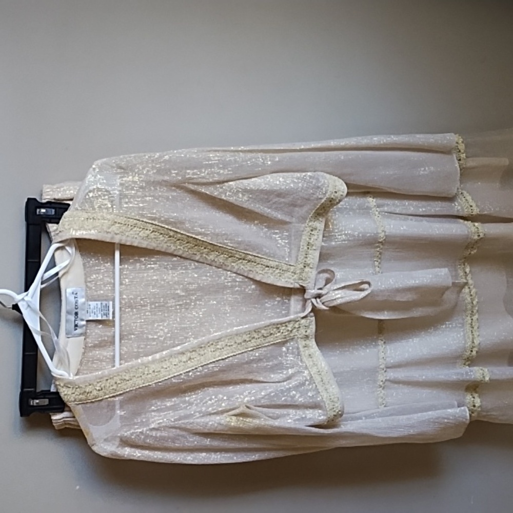 Gorgeous Victor Costa metallic two piece outfit. Shrug jacket large/skirt medium